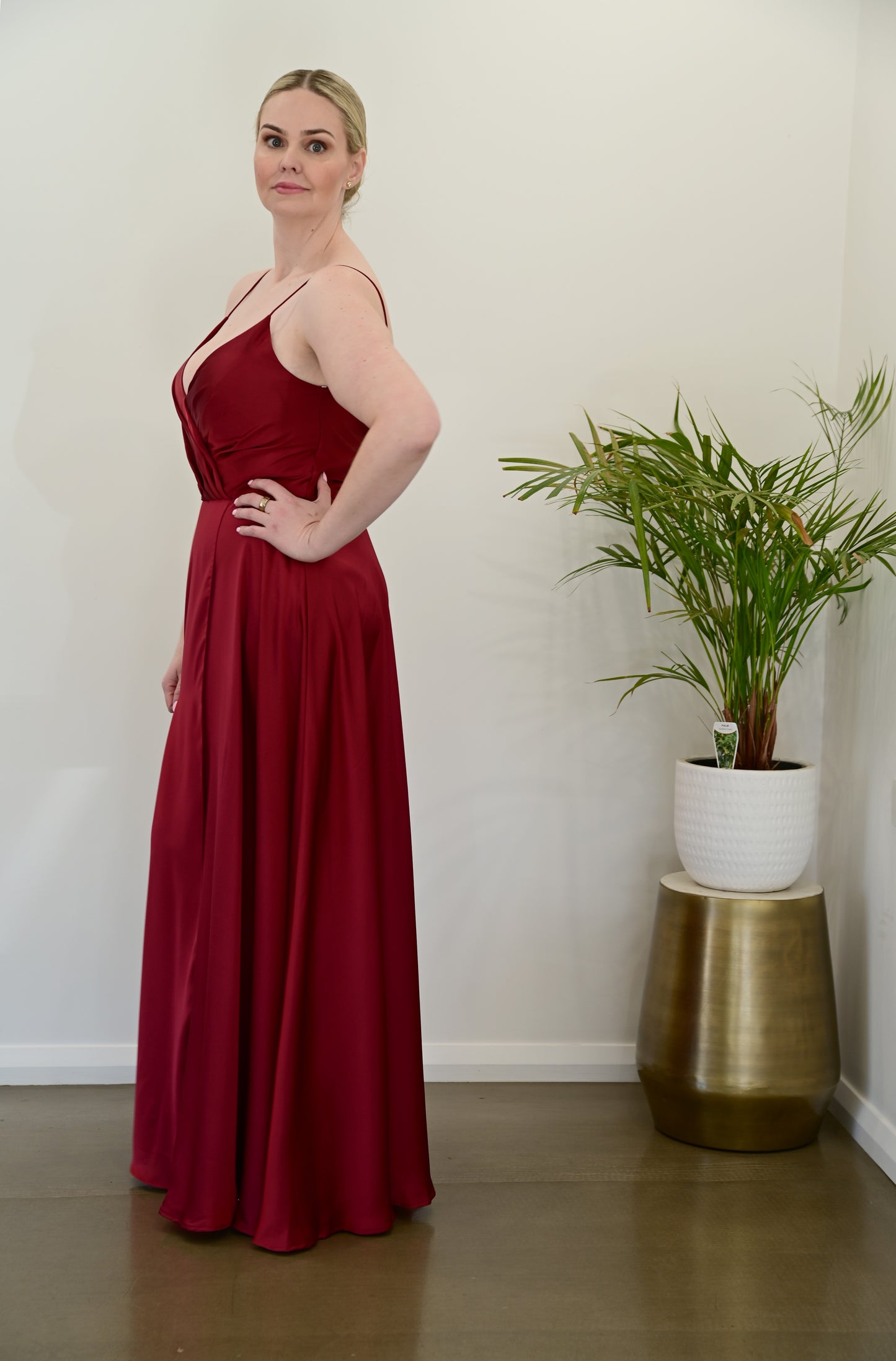TANIA OLSEN Averi Dress Burgundy (RRP $299)