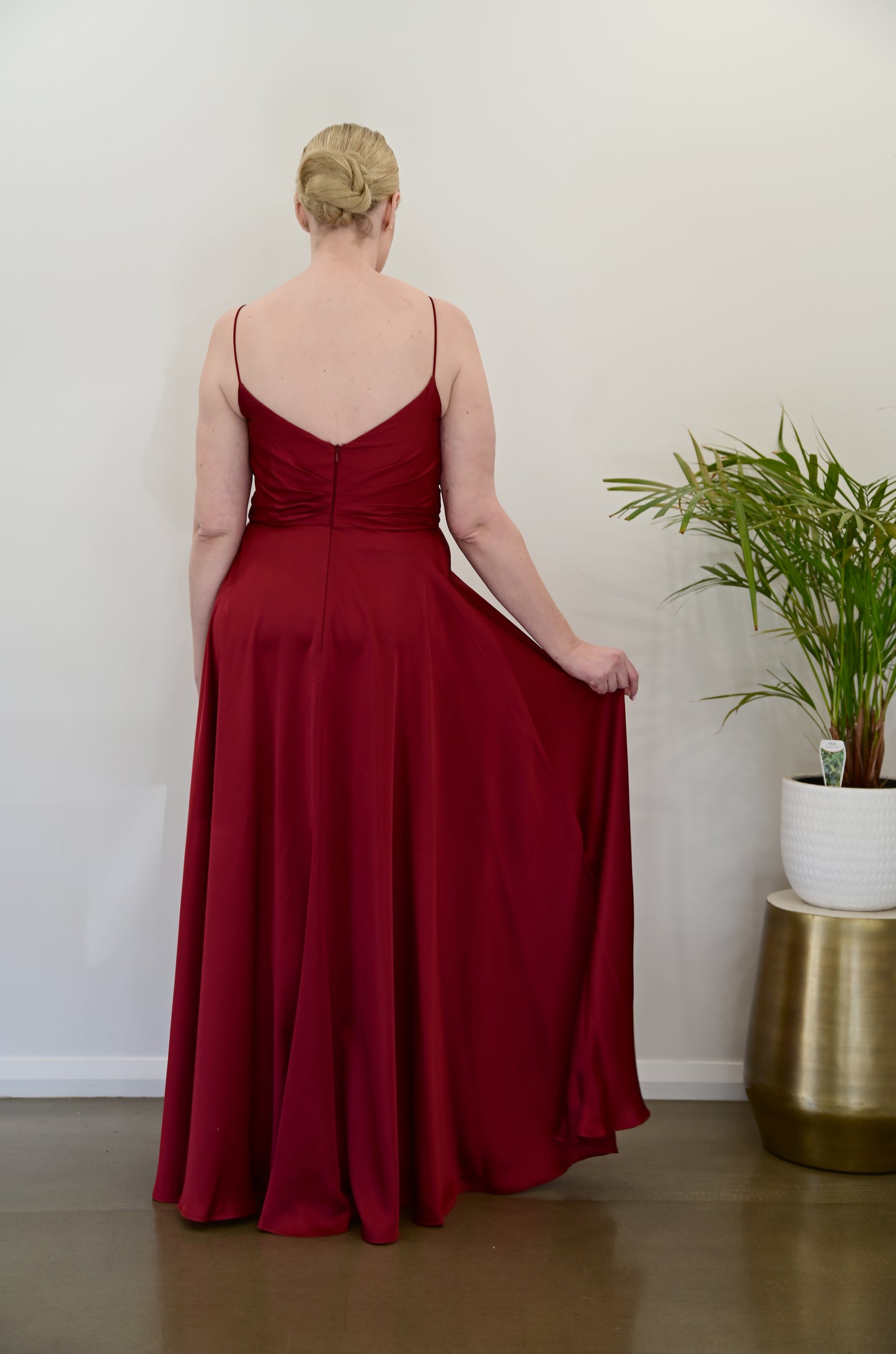 TANIA OLSEN Averi Dress Burgundy (RRP $299)