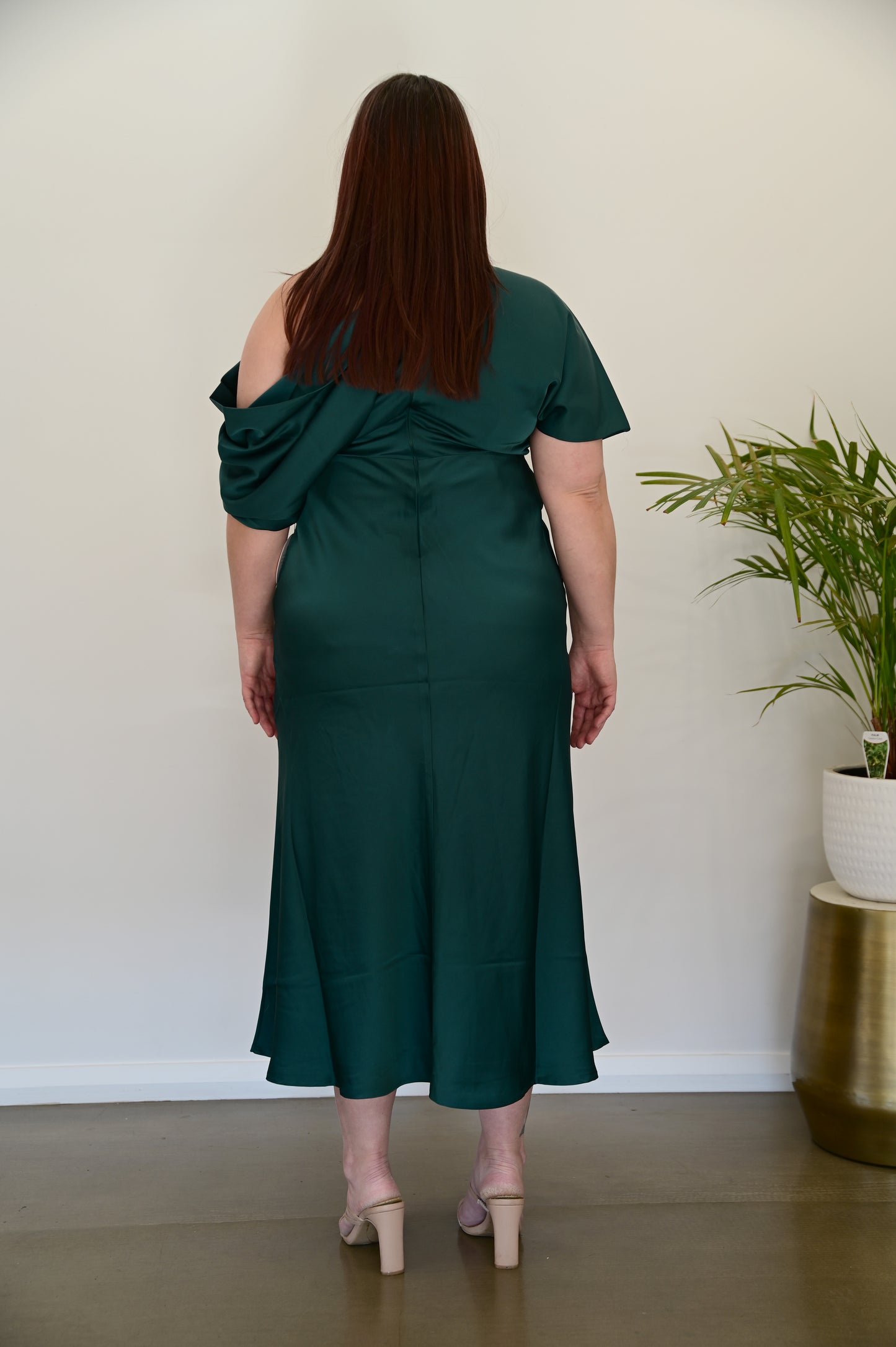 PILGRIM Agatha Off Shoulder Midi Dress Green (RRP $199.95)