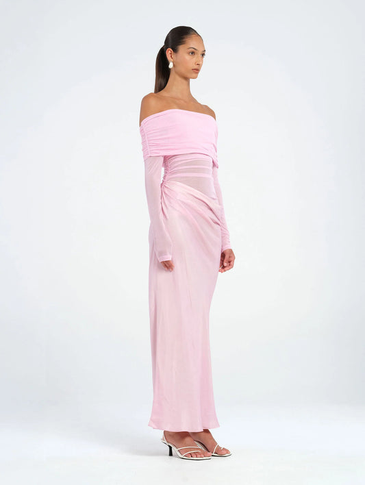 BEN135-1-WEBRES_1720x2284_LaurenStevenson_YasminOff-ShoulderMaxiDress_BabyPink-2.webp