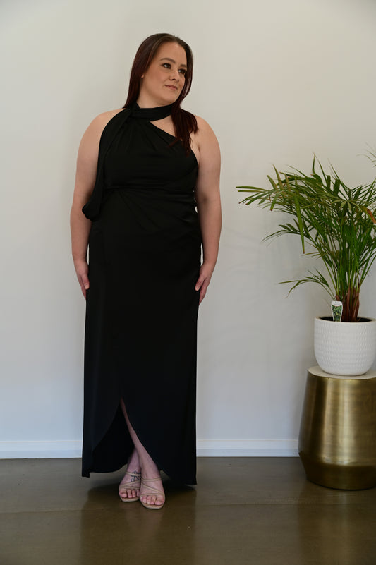 ELLE ZEITOUNE William Gown Black (RRP $329.95)