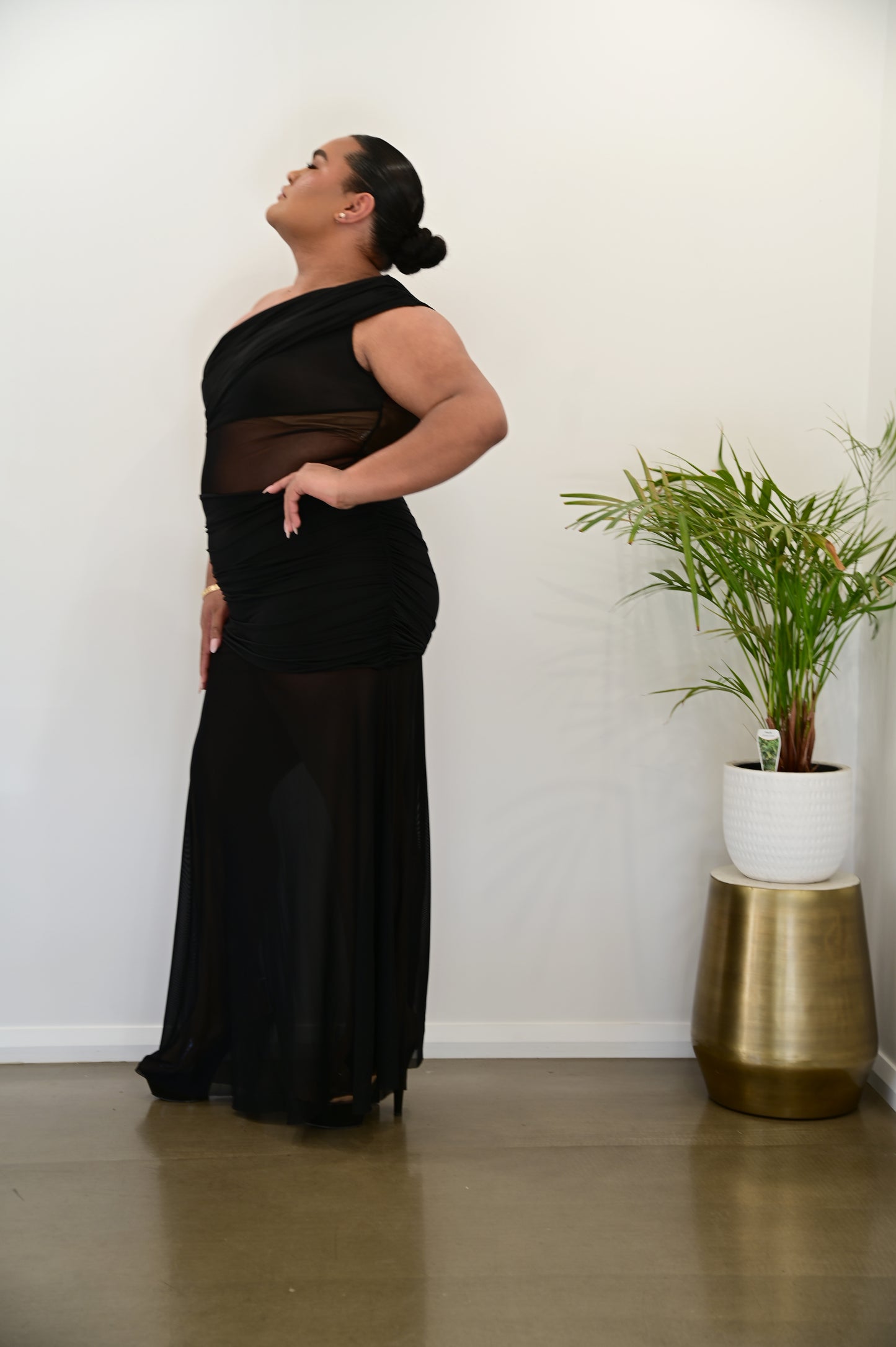MESHKI Dallas One Shoulder Mesh Maxi Dress Black (RRP $149)