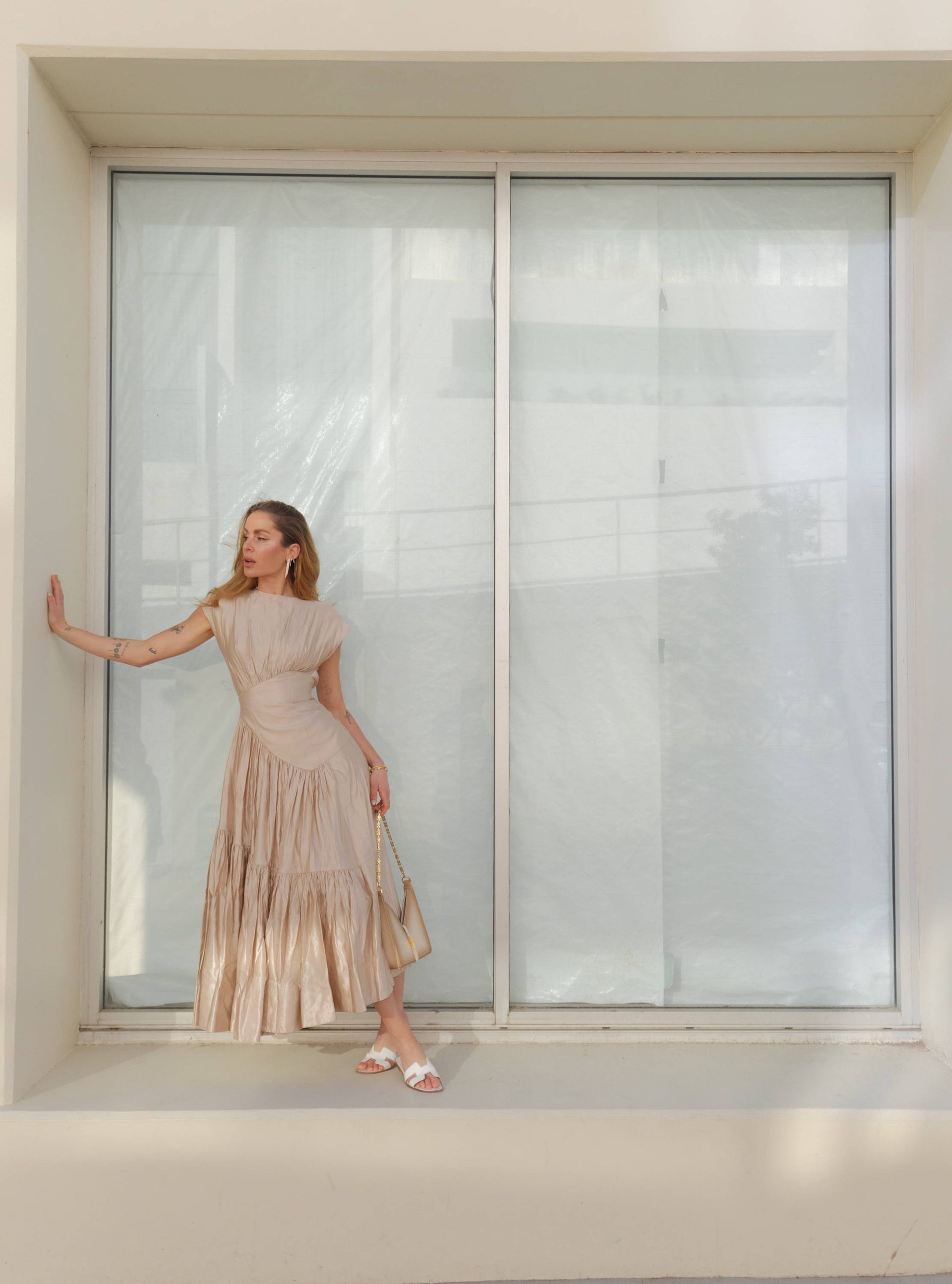 AJE Serendipity Reflection Midi Dress Gold – THE PERFECT PFIT